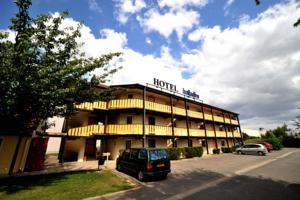 Hotel Et Residence Moissy Cramayel Savigny-le-Temple Exterior photo